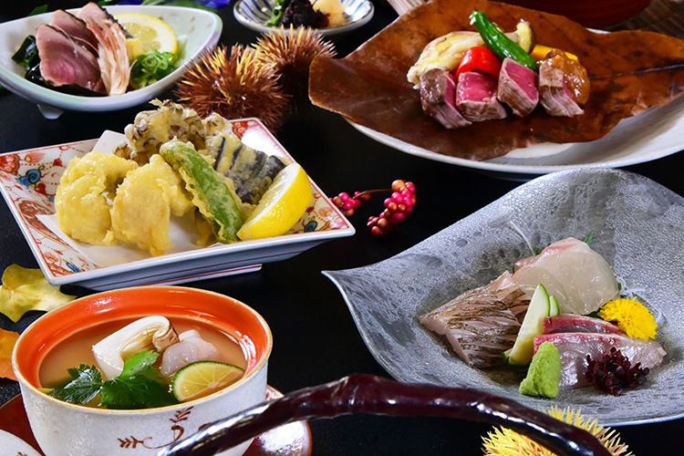 寛ぎの京座敷で愉しむ季節会席